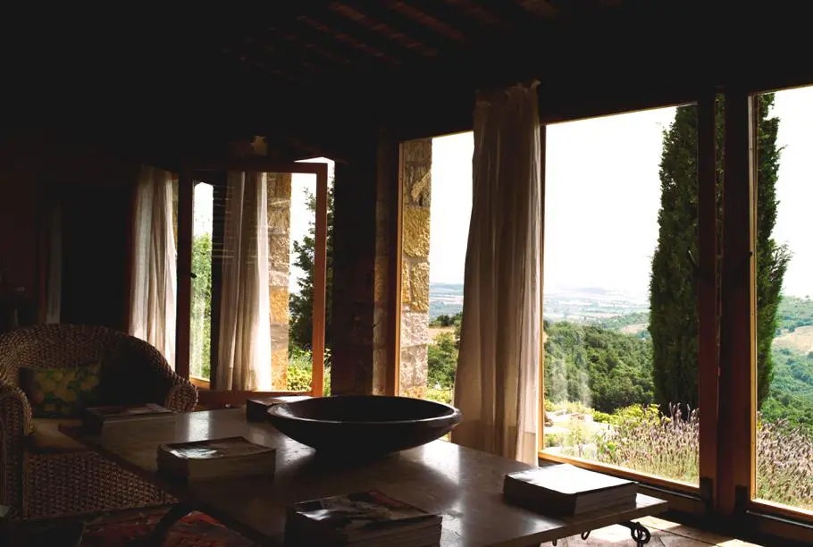 Luxury retreat Italy 11