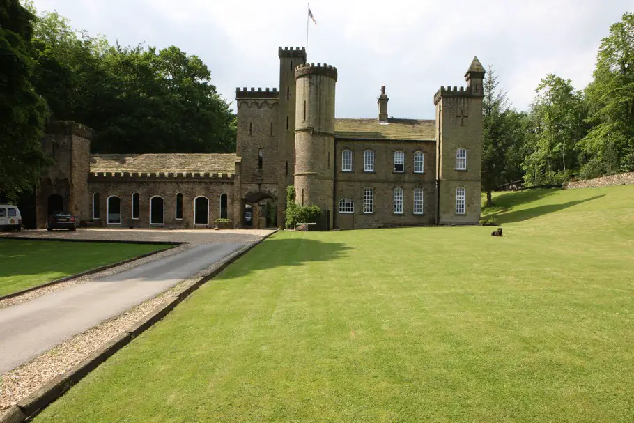 Luxury Carr Hall Castle 5