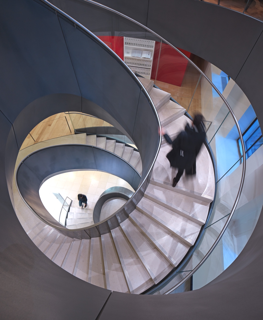 contemporary-staircase-design-adelto-03