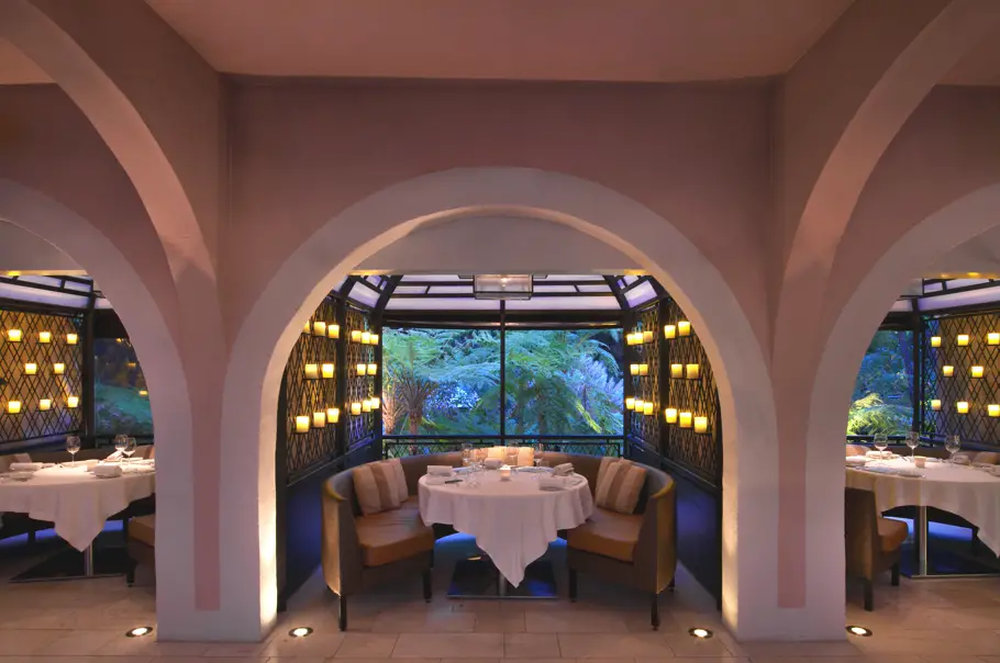 Fine dining at the luxurious hotel Bel-Air