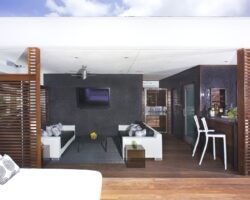 Dream South Beach redefines Miami modernism