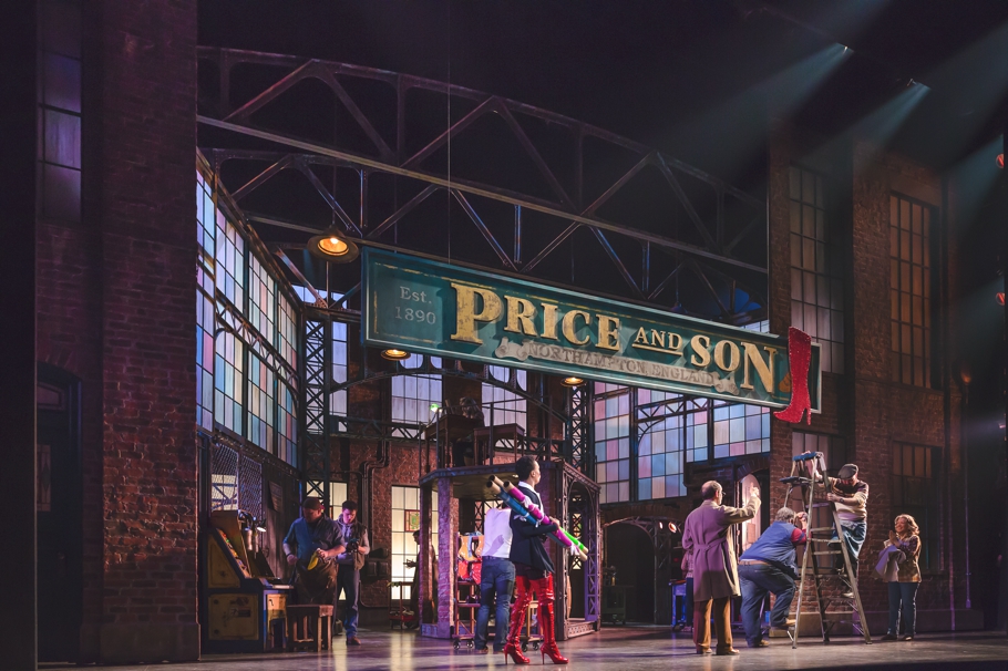 Broadway-Set-Design-New-York-05