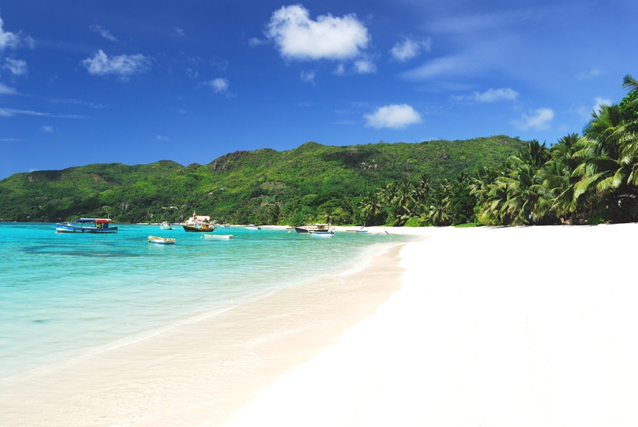 10-best-beaches-Seychelles-01