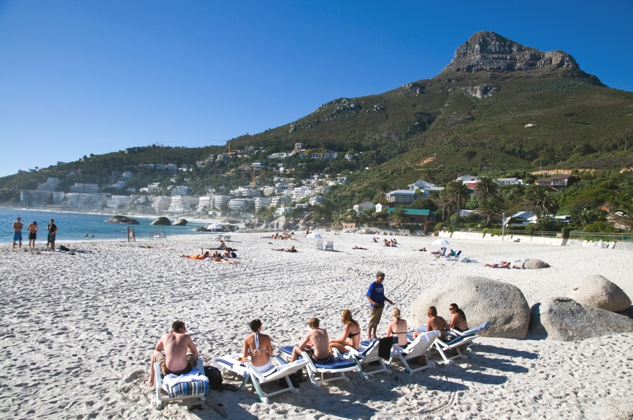10-best-city-beaches-world-02