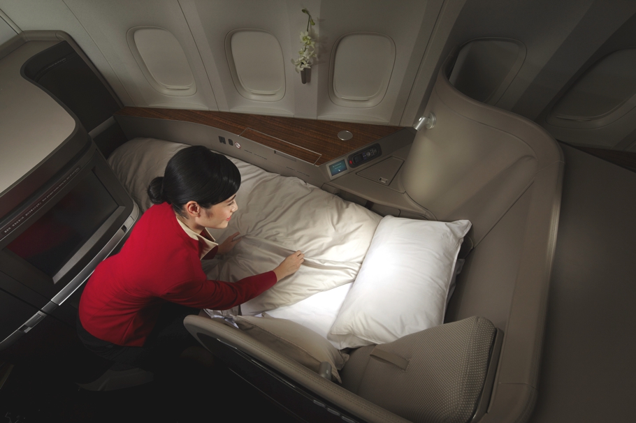 Cathay-Pacific-First-Class-11