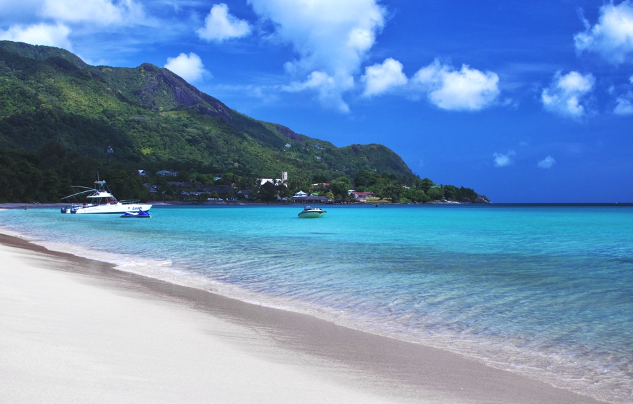 Seychelles-Hotel-Mahe-00