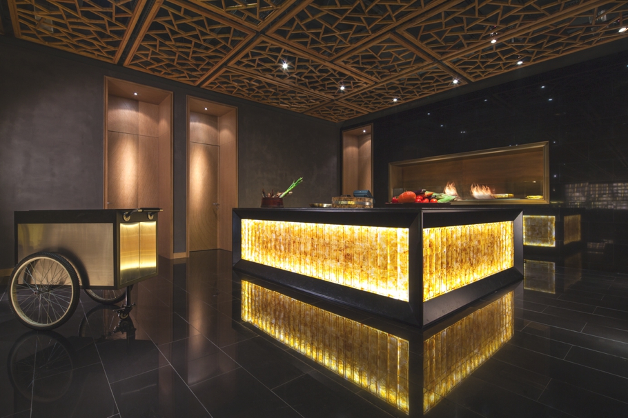 Fine-Dining-Restaurant-Shanghai-01