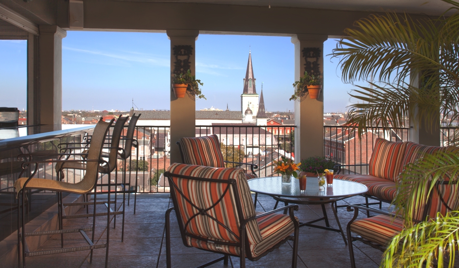 Luxury-Rooftop-Bars-02