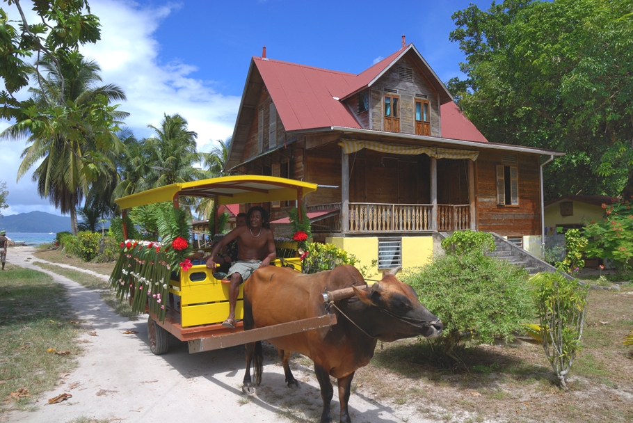 Seychelles-Islands-Indian-Ocean-Adelto-00