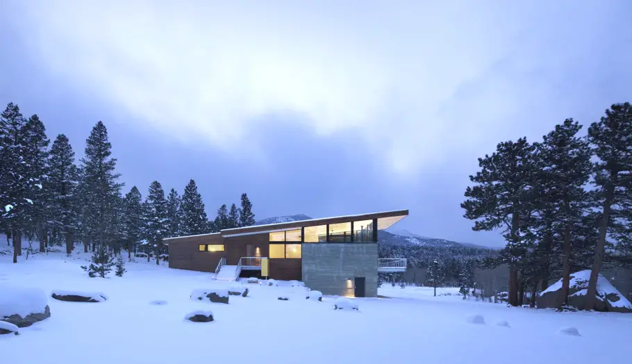 Luxury-Alpine-Retreat-Design-Colorado-Adelto-01