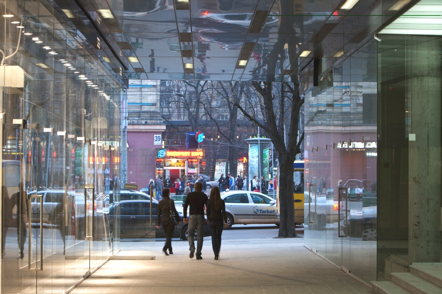 Platinum-Plaza-Kharkov-Russia-Adelto-00