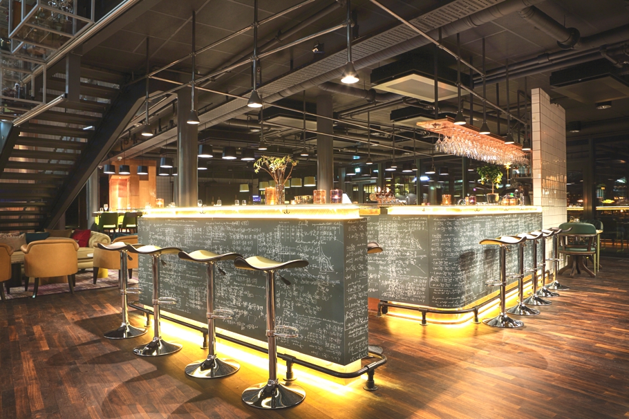 2013-European-Hotel-Design-Award-Winners-Adelto-04