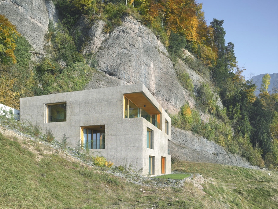 Contemporary-holiday-home-Switzerland-Adelto-01