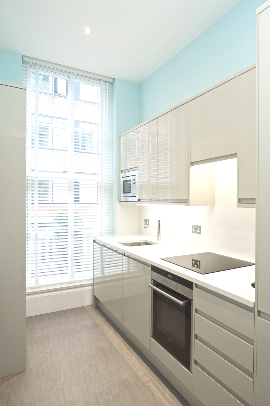 Luxury-Apartment-Flemings-Mayfair-London-Adelto-03