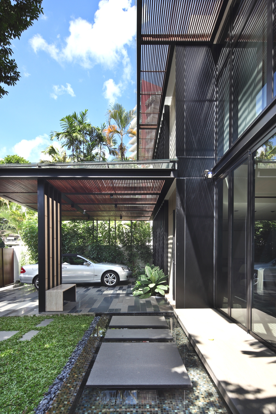 Contemporary-Home-Design-Singapore-Adelto-01