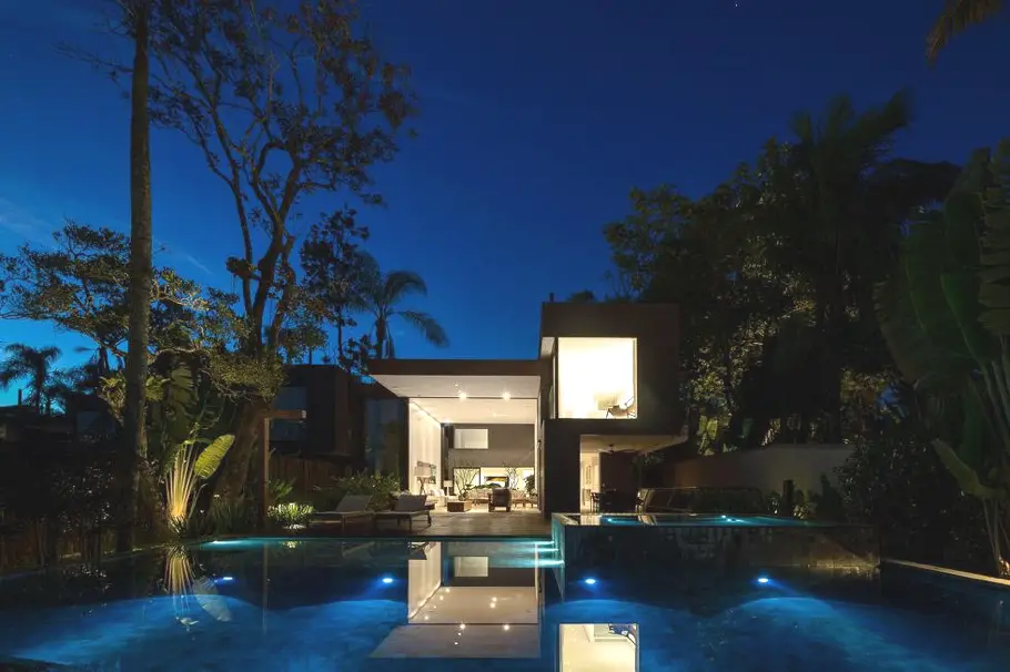 Luxury-Brazilian-property-Adelto-04
