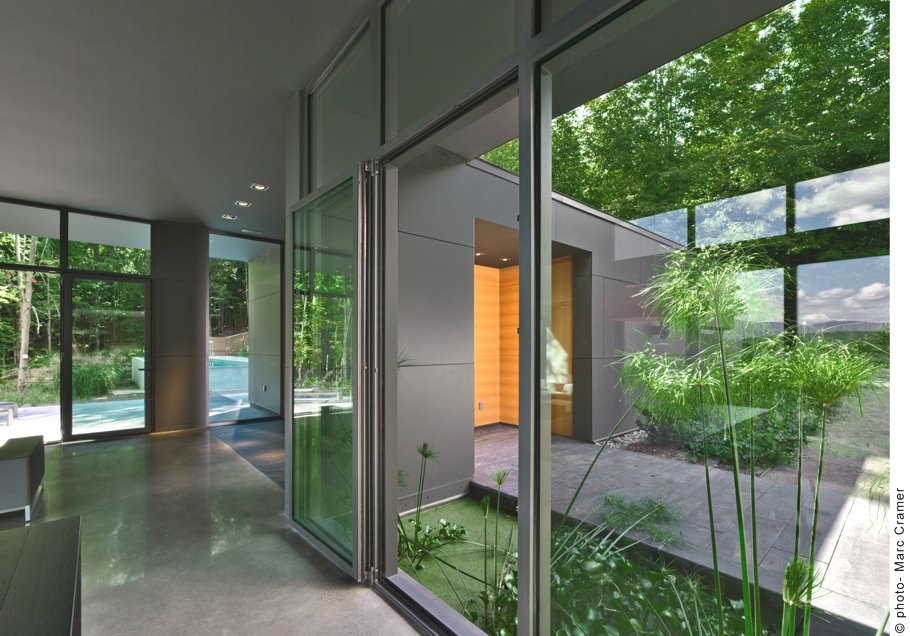 Contemporary-Homes-Canada-Adelto-05
