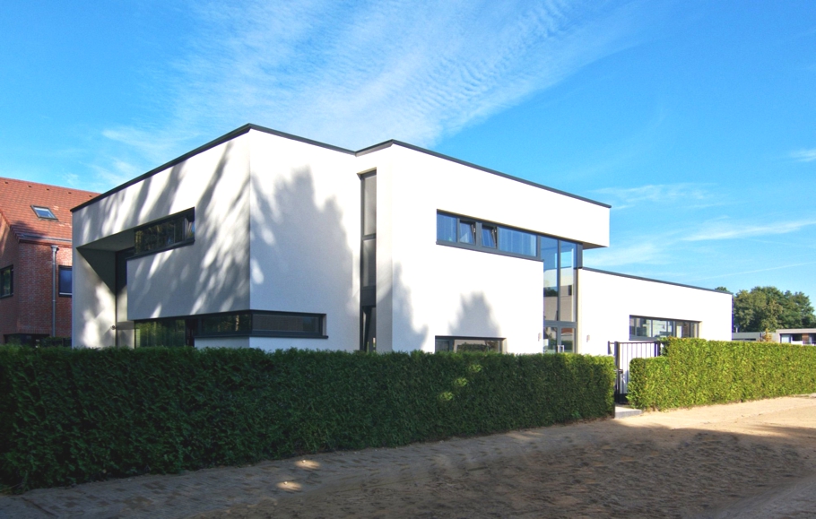 Contemporary-Homes-The-Netherlands-Adelto-05