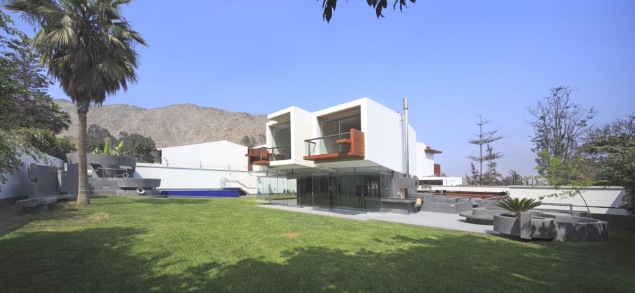 Modern-Design-Homes-Lima-Adelto-00