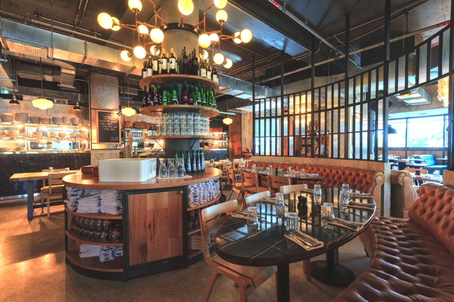 Restaurant-Designs-Jamies-Italian-Adelto-00