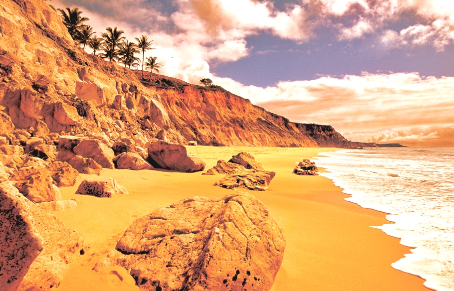 03375 - Cliffs at Trancoso - Photo Christian Knepper & Embratur