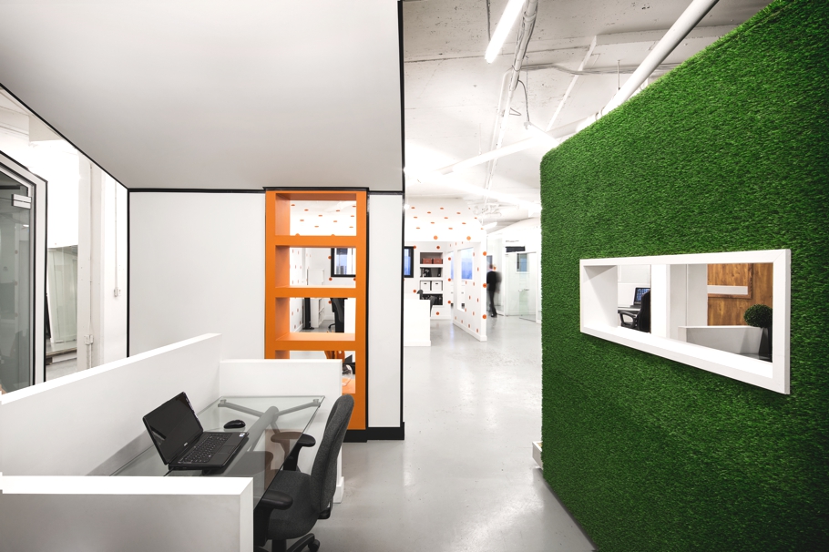Contemporary-Office-Design-Montreal-Canada-Adelto-07