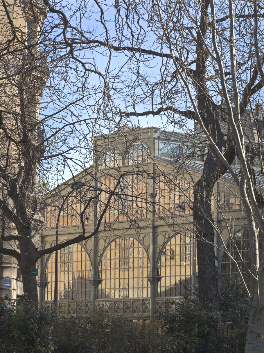 Carreau-du-Temple-19th-Century-Architecture-Adelto-10
