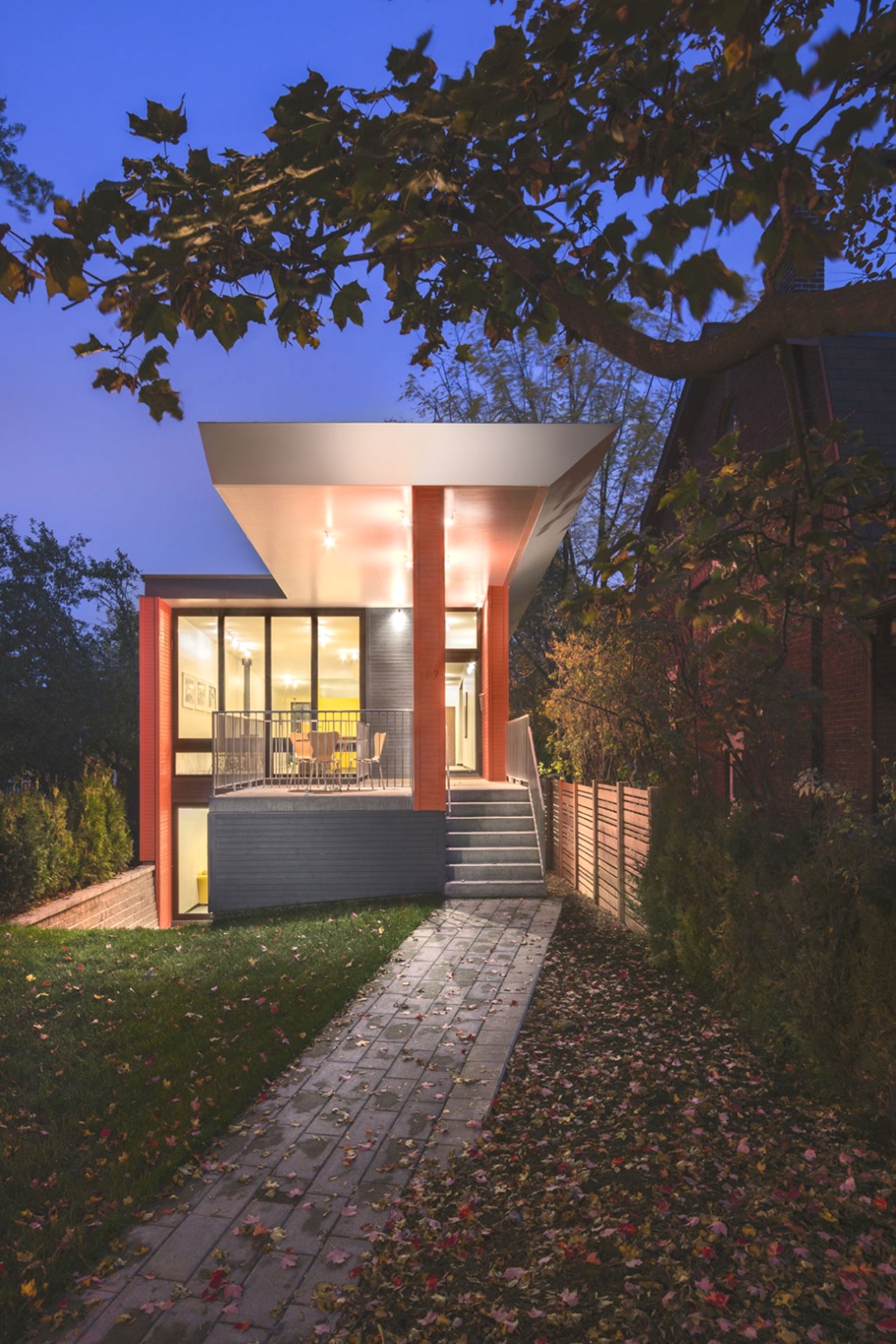 Contemporary-Homes-Ottawa-Canada-Adelto-08