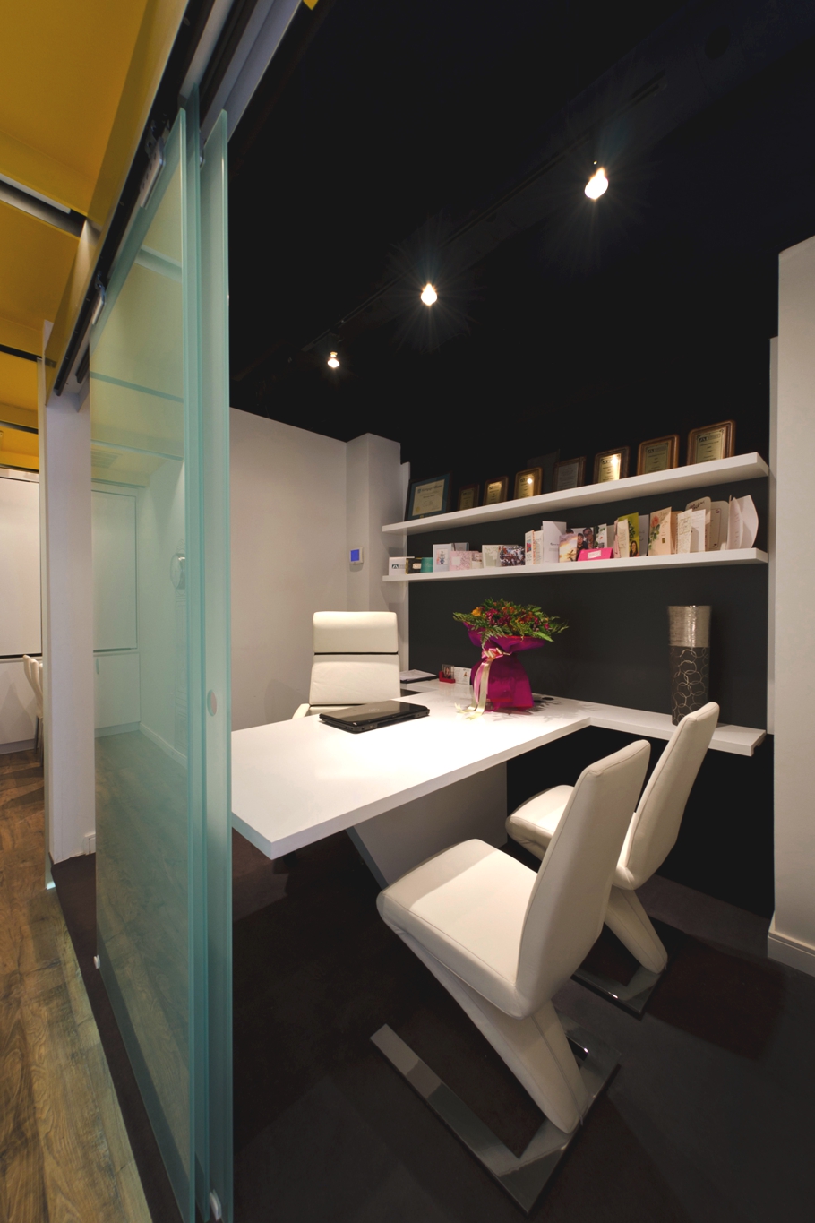 Contemporary-Office-Design-Ontario-Adelto-08