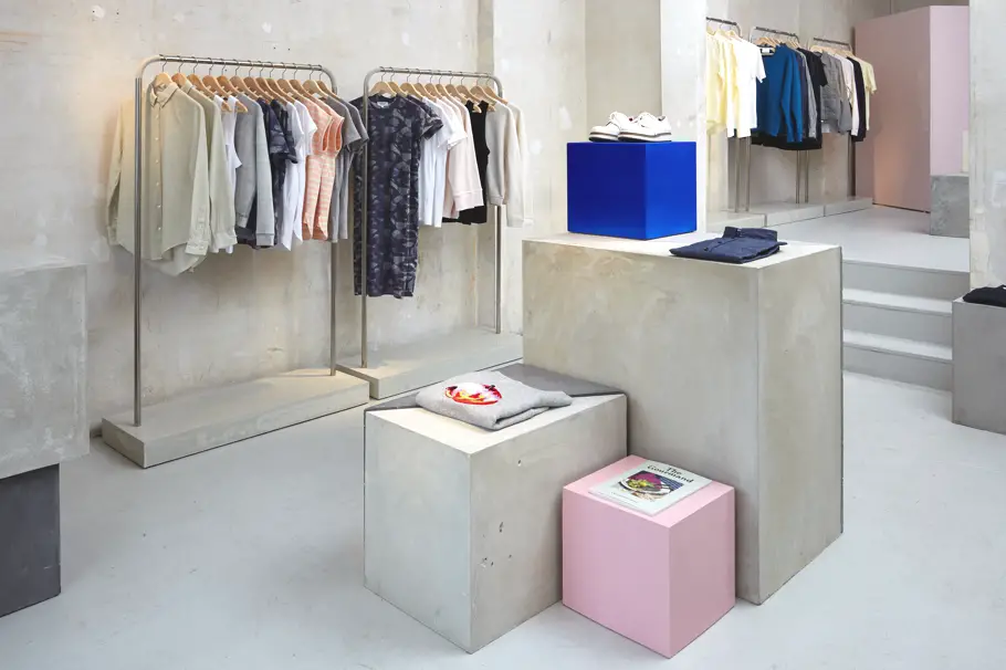 Fruit-Of-The-Loom-Pop-Up-Stores-Adelto-07