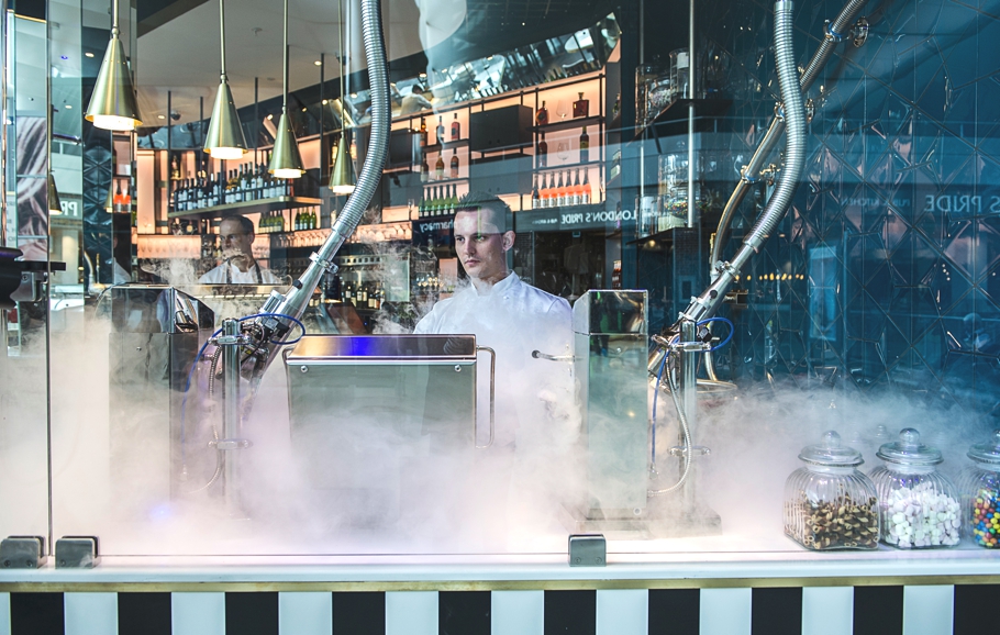 Heston-Blumenthals-The-Perfectionists-Cafe-London-Adelto_02