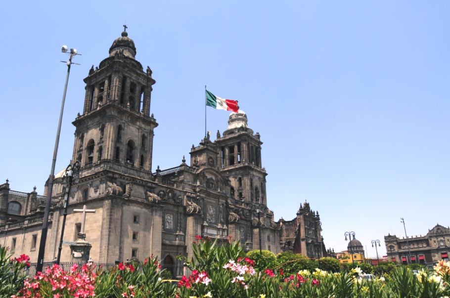 10-city-break-destinations-around-the-world-adelto_01