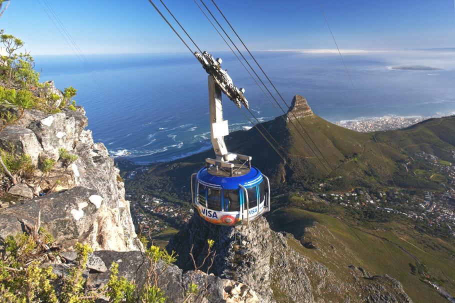 10-best-eco-travel-holiday-destinations-adelto_02