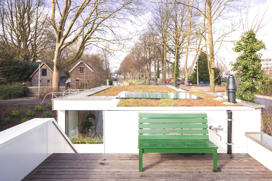 contemporary-houseboat-design-adelto-02