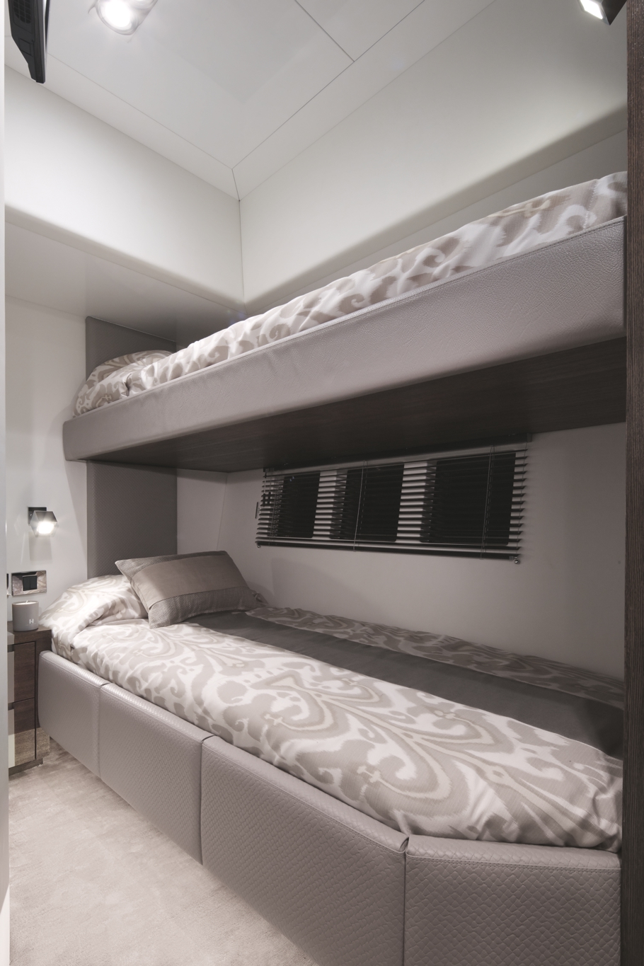 kelly-hoppen-pearl-65-yacht-0010