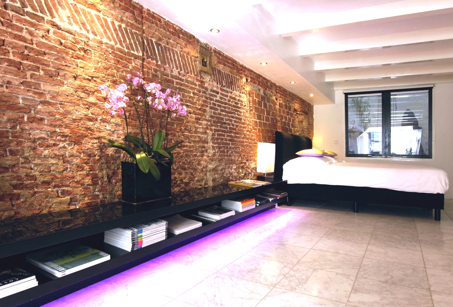 kike-sarasola-interview-bemate-room-rentals-delto-00