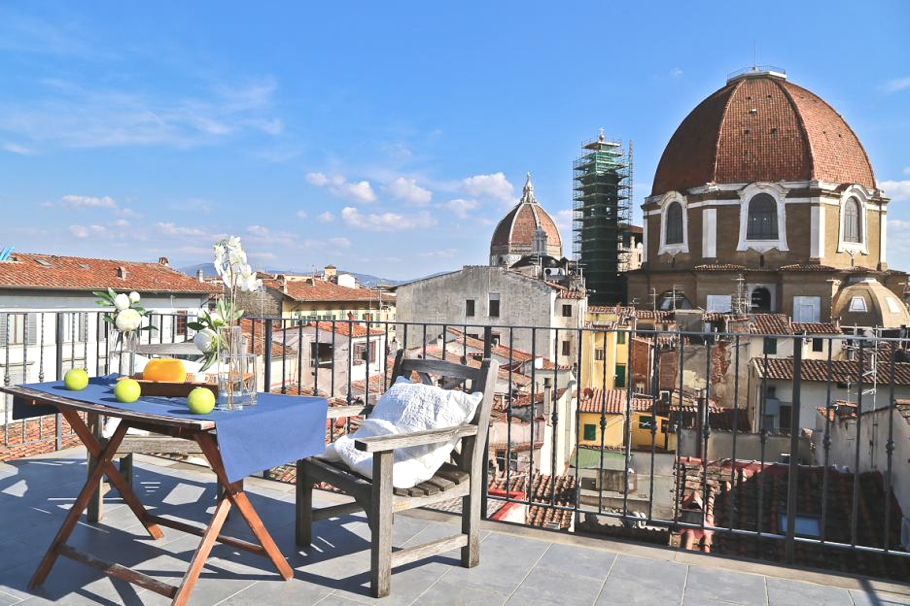 kike-sarasola-interview-bemate-room-rentals-delto-04