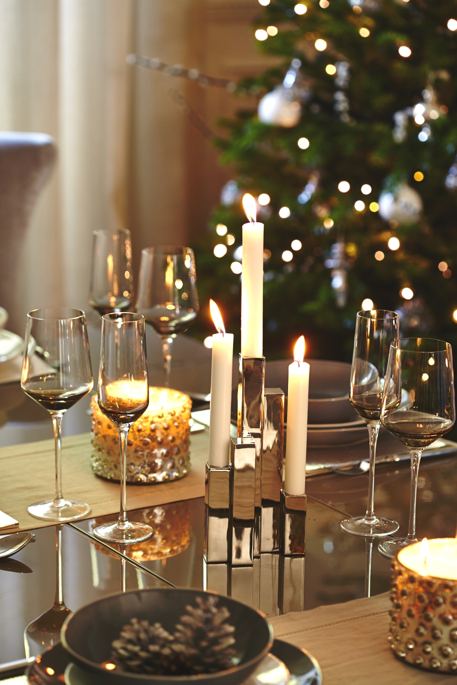 kelly-hoppen-christmas-decorating-tips-adelto-06