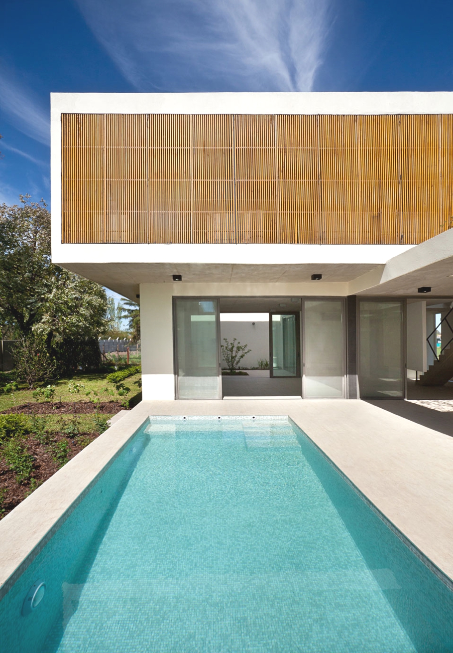 contemporary-interior-design-homes-buenos-aires-adelto-06