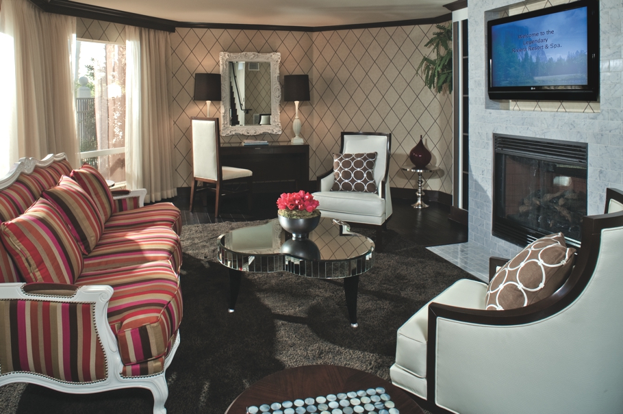 reasons-to-visit-palm-springs-california-adelto-12