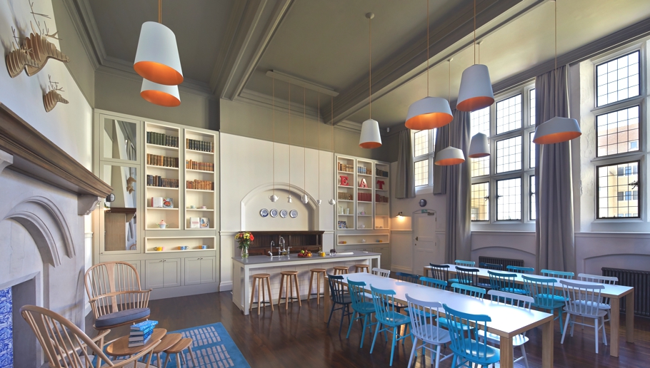 contemporary-interior-design-brighton-england-adelto-01