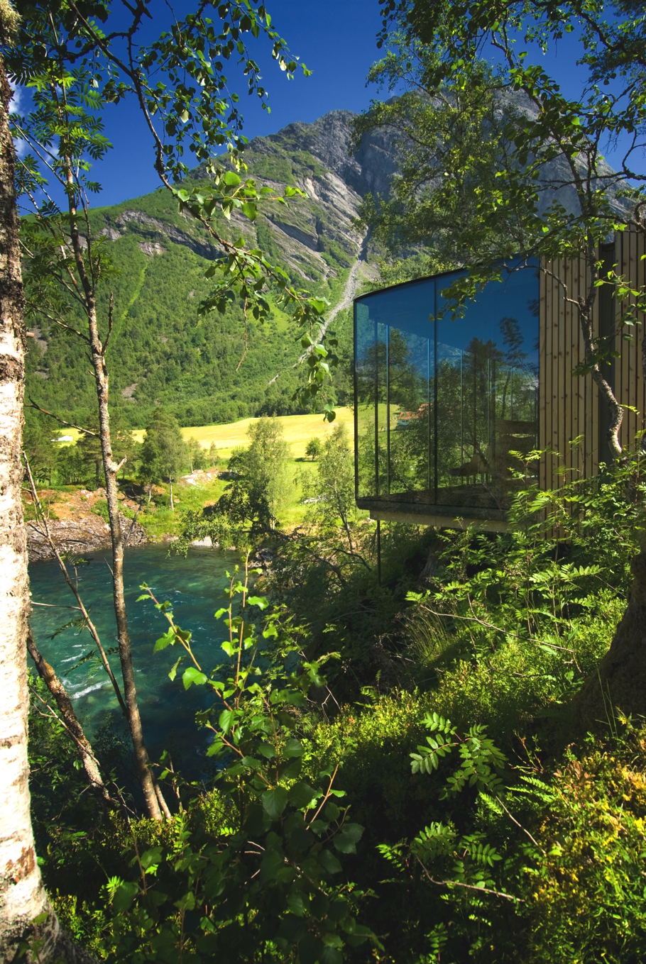 10-luxury-hotels-house-from-across-the-world-adelto-07