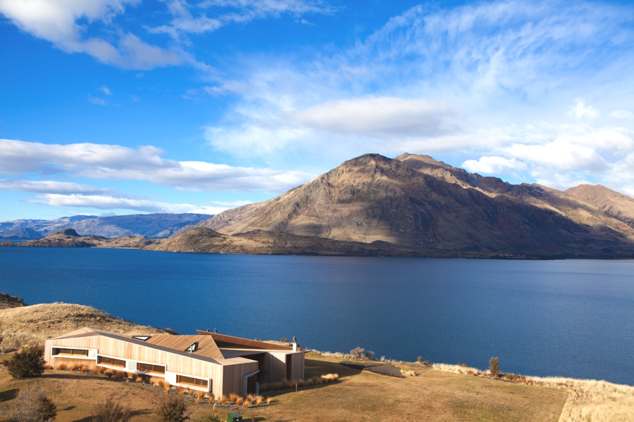10-luxury-hotels-house-from-across-the-world-adelto-10