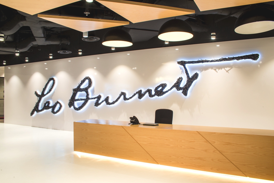 contemporary-office-design-singapore-adelto-12