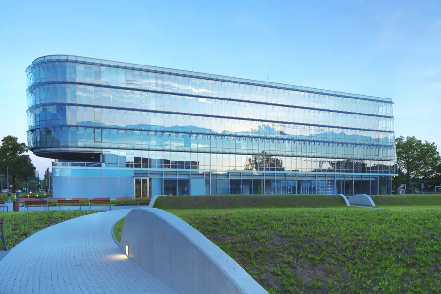 contemporary-architecture-design-poland-adelto_09